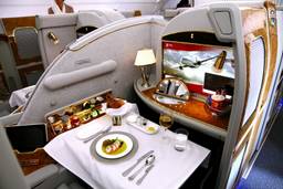emirates business class